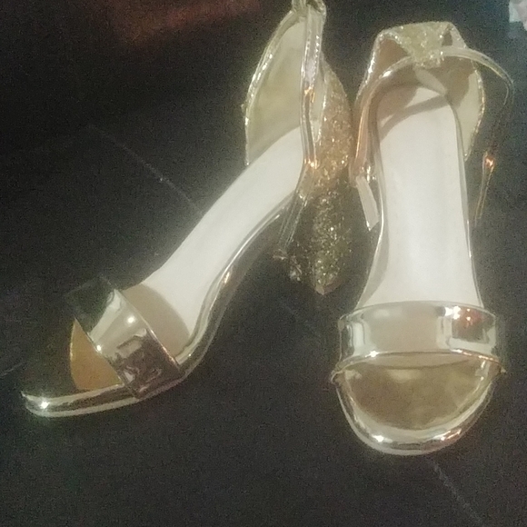 Ladies Glitter Heels - Picture 4 of 5